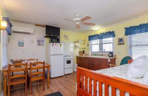 Kure Beach Hotel | The Gull Hidden Treasure Inn Room 1 by Bryant Real Estate