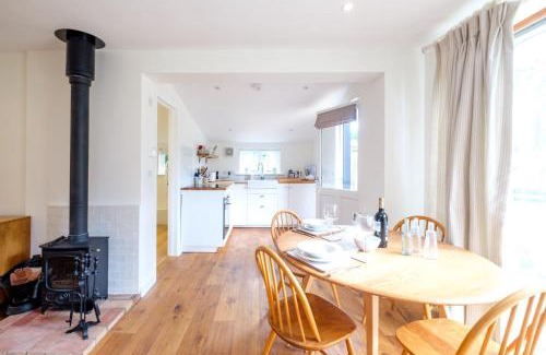 Woodbridge House | The Half House