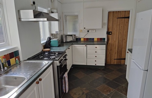 Sheringham House | The Halt, Sheringham - 2xcar spaces Family and dog friendly, close to the beach.