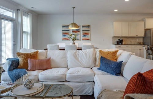 Southwest Raleigh House | The Happy Haven