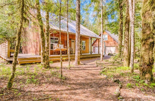 Rhododendron House | The Happy Place