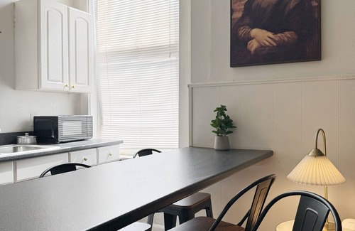 Evansville Apartment | The Harrison H/1BR/1BA Downtown Apt