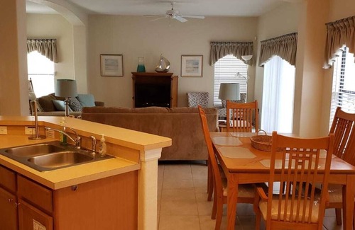 Four Corners Villa | * THE HAVEN AT HIGH GROVE *