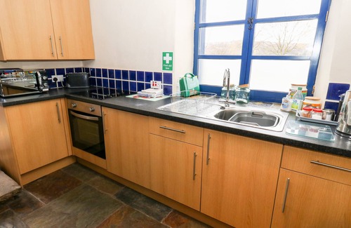 High Peak Cottage | THE HAY BARN, pet friendly, with open fire in New Mills