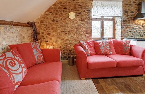 Kilmington House | The Hayloft at Hills Farm Stays