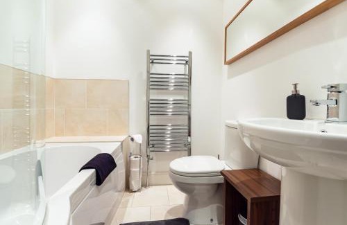 Newington Apartment | The Heart of Newington