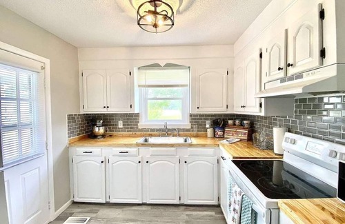 Edenton Other | The Hen House