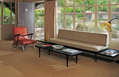 Downtown Palm Springs Hotel | The Hideaway - 21 and Over
