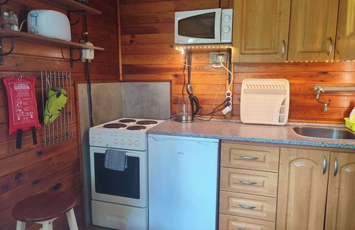 Zeliv Cabin | The Hideaway Ash Log Cabin at Trnavka lake, forest and mountains,pet friendly