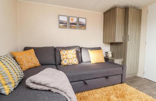 Fence House | The Hideaway Pod