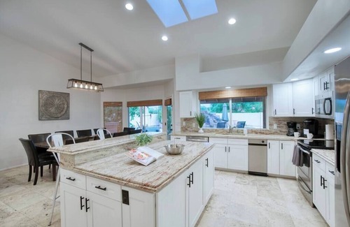 Paradise Valley Village House | The Hideaway Summary: