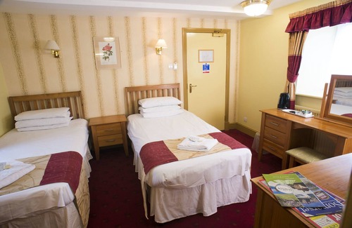 Cannards Grave Hotel | The Highwayman Inn