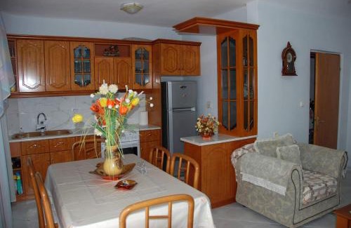 Kodrra Hotel | The Hill Apartment