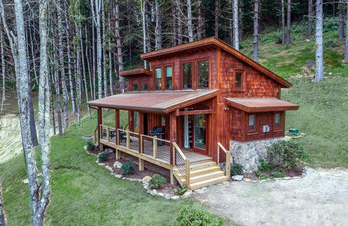 Banner Elk House | The Hilltop Hideout The Lodges at Eagles Nest