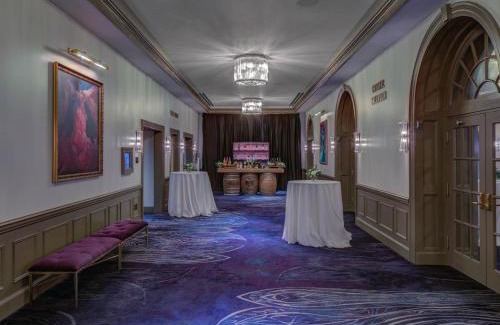 Northeast Virginia Beach Hotel | The Historic Cavalier Hotel and Beach Club Autograph Collection