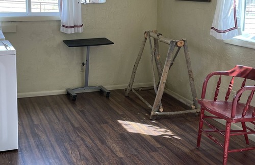 Roscoe Cabin | The Historic Stokke Cabin on 12000 Acres