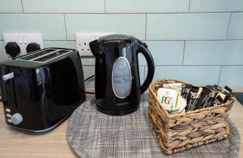 Winterton-on-Sea House | The Hollies by Winterton Cottages