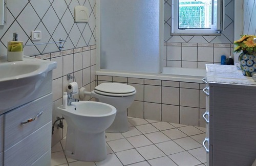 Albanella Apartment | The house of lina