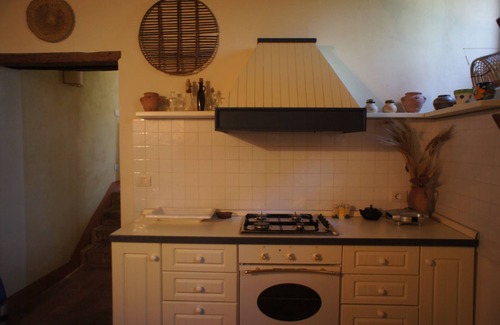 Ciliegi House | The House of Roses at the Nibbio