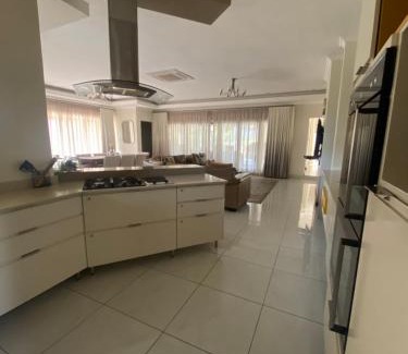Hazyview House | The House