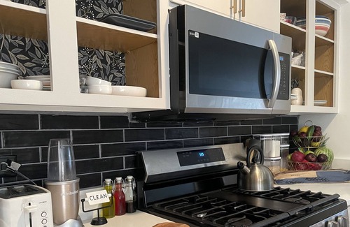 Woodlawn House | The Hyde Park Haven