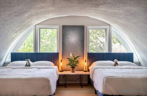 Intermountain House | The Iconic Vail Ski Dome, Free parking for skiers!
