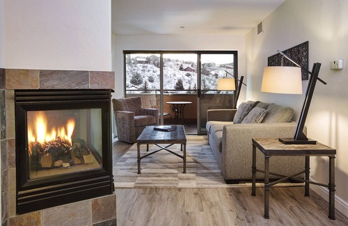 Edwards Hotel | The Inn at Riverwalk