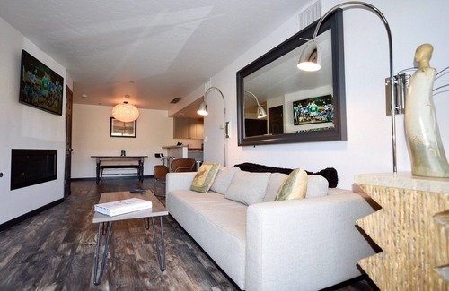 Edwards Hotel | The Inn at Riverwalk