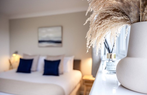 Redruth Hotel | The Inn For All Seasons
