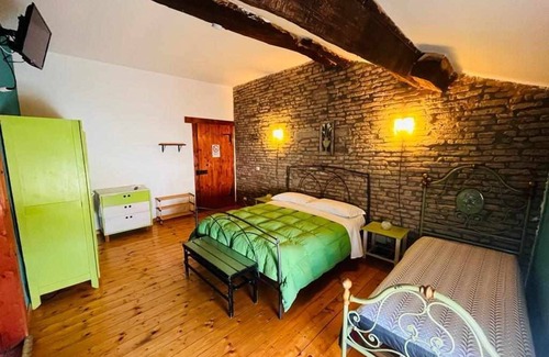 Medelana House | The Inn of the Artists