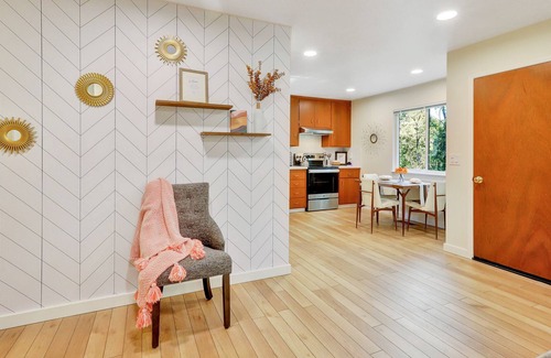 Grass Valley House | The Ivy Downtown