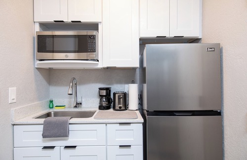 Jackson Hotel | The Jackson SouthTown