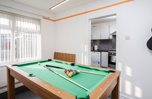 Manchester City Centre House | The Jade | 4bd - Pool Table - Man Utd - CityCentre