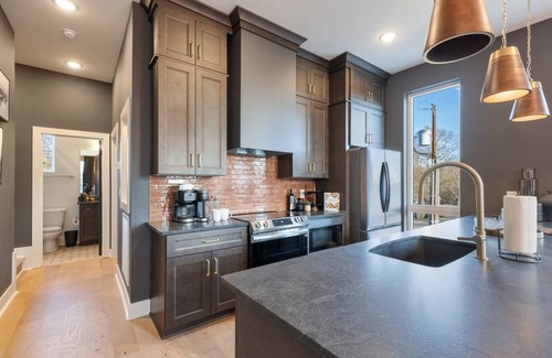 Nashville House | The Jesse at Hydes Ferry