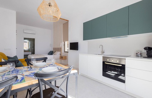 Jesus Apartment | The Joaquin Sorolla Apartment IV by Florit Flats