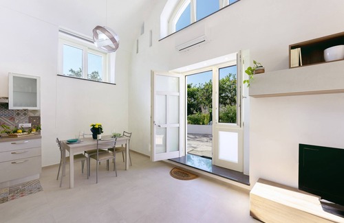 Succhivo House | The Jujubes - Home in a Procidan lemon grove