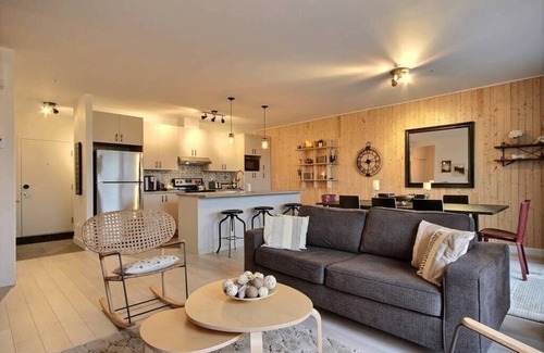 La Cite-Limoilou Apartment | The Kaméléon, The cottage