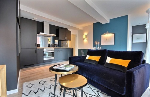 Saint-Laurent Apartment | The KAT102 - 2 bedrooms