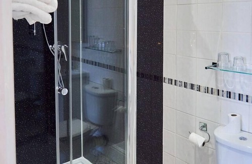 Jesmond Bed & Breakfast | The Kenilworth
