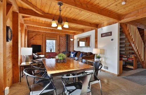 Killington House | The Killington Cabin - Left Unit of Duplex Home - Great for families