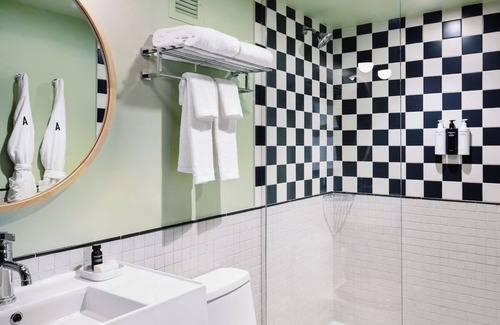 Albuquerque Original Townsite Hotel | The King at ARRIVE Albuquerque, Near Old Town Albuquerque Historic District