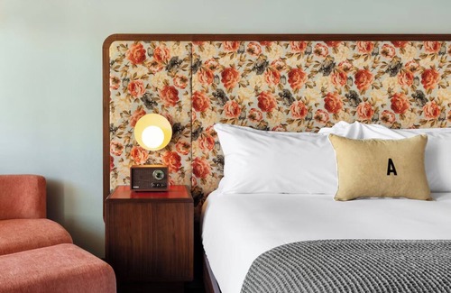 Albuquerque Original Townsite Hotel | The King at ARRIVE Albuquerque, Near Old Town Albuquerque Historic District
