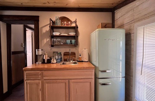 Georgetown Cabin | The King George Cabin