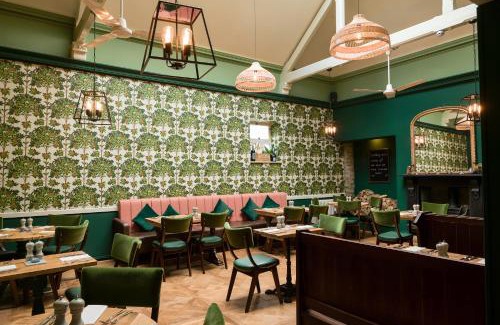 Woodstock Hotel | The Kings Arms
