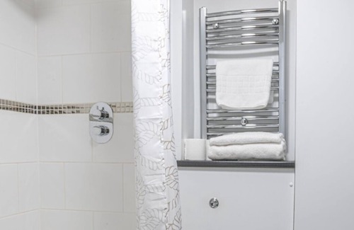 Eastington Bed & Breakfast | The Kings Head House