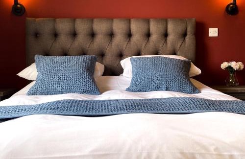 Acle Bed & Breakfast | The Kings Head Inn, home of The Acle Steak
