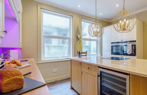 South Shore Cottage | The Kings Landing Spa