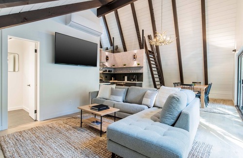 Lake Arrowhead Cabin | The Kingsley