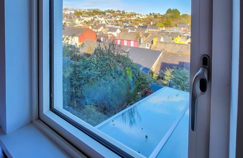 Kinsale House | The Kinsale 4 Center