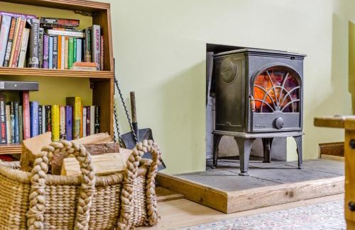 Ballater House | The Knock
